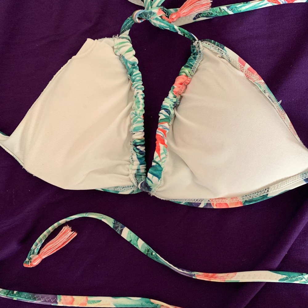 Bikini Top - Picture 2 of 3
